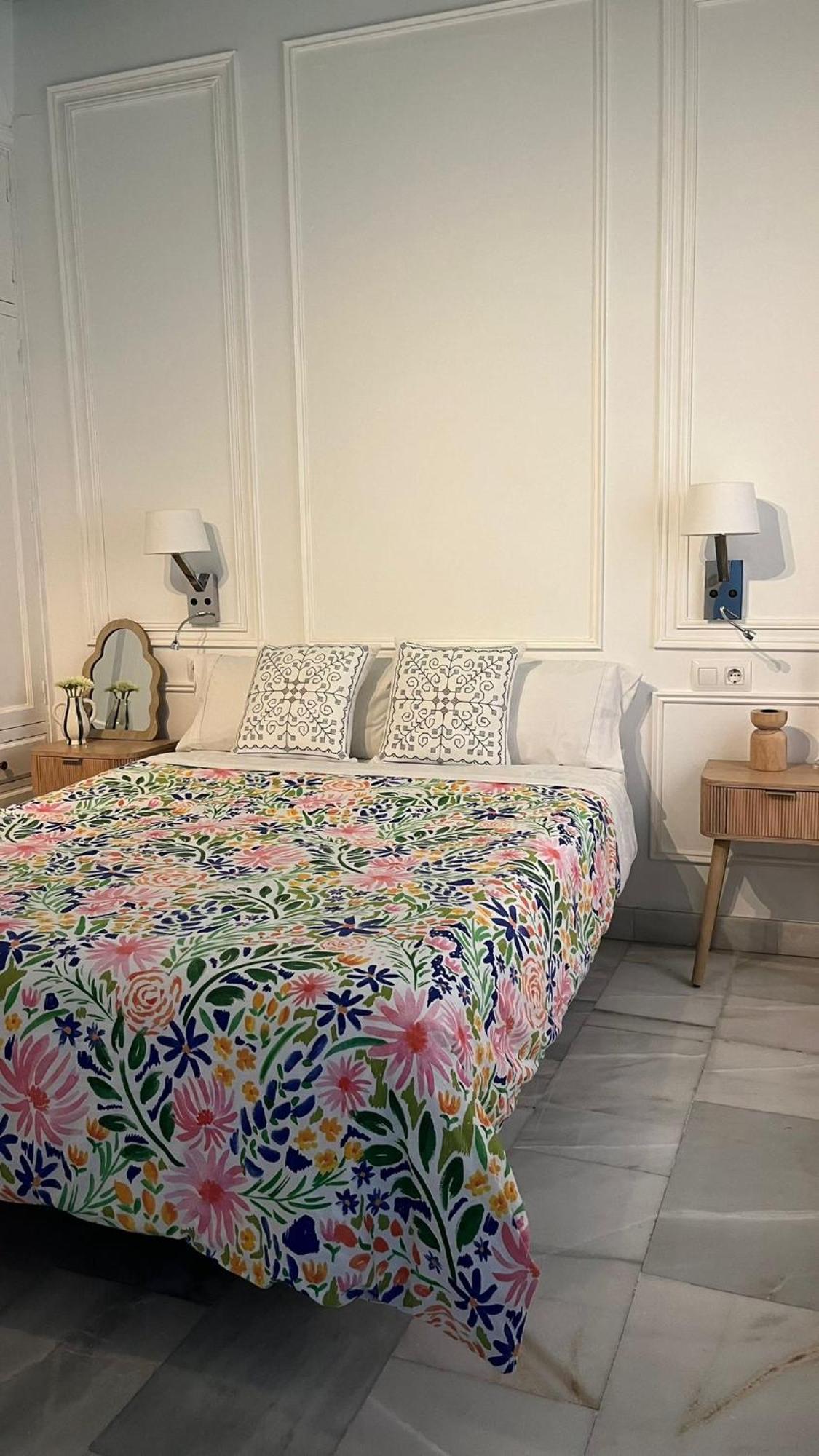 Apartamento En Casco Antiguo - Plaza De La Gavidia Sevilha Exterior foto