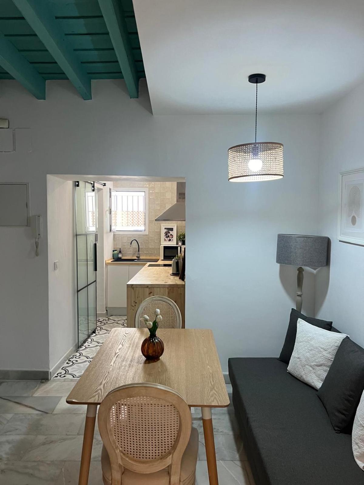 Apartamento En Casco Antiguo - Plaza De La Gavidia Sevilha Exterior foto